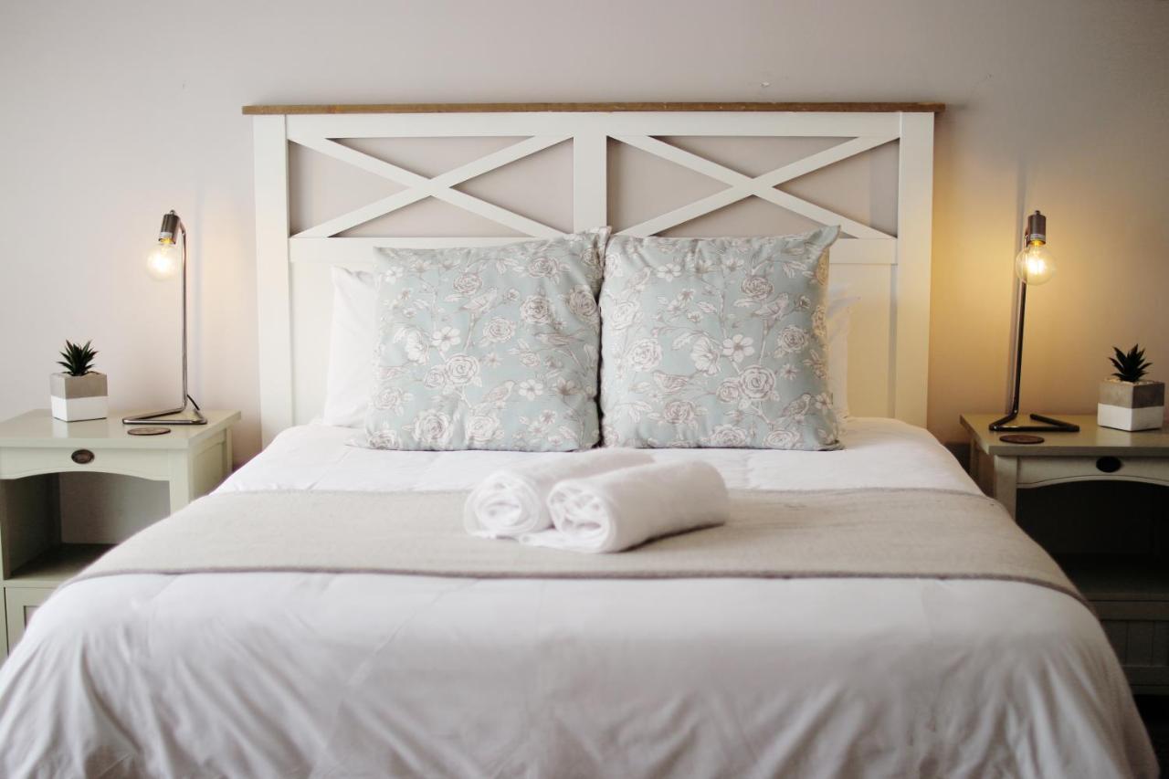 Modern Farm Apartment Lichtenburg ภายนอก รูปภาพ