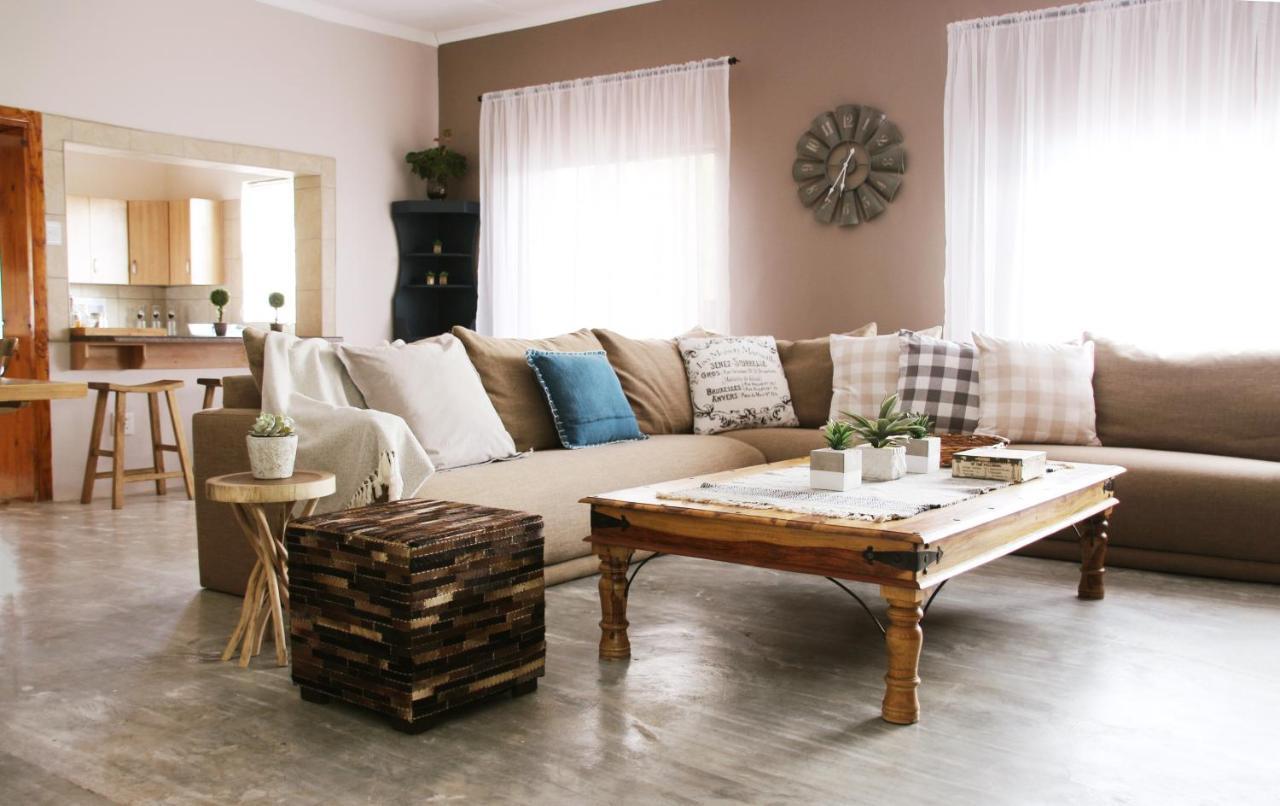 Modern Farm Apartment Lichtenburg ภายนอก รูปภาพ
