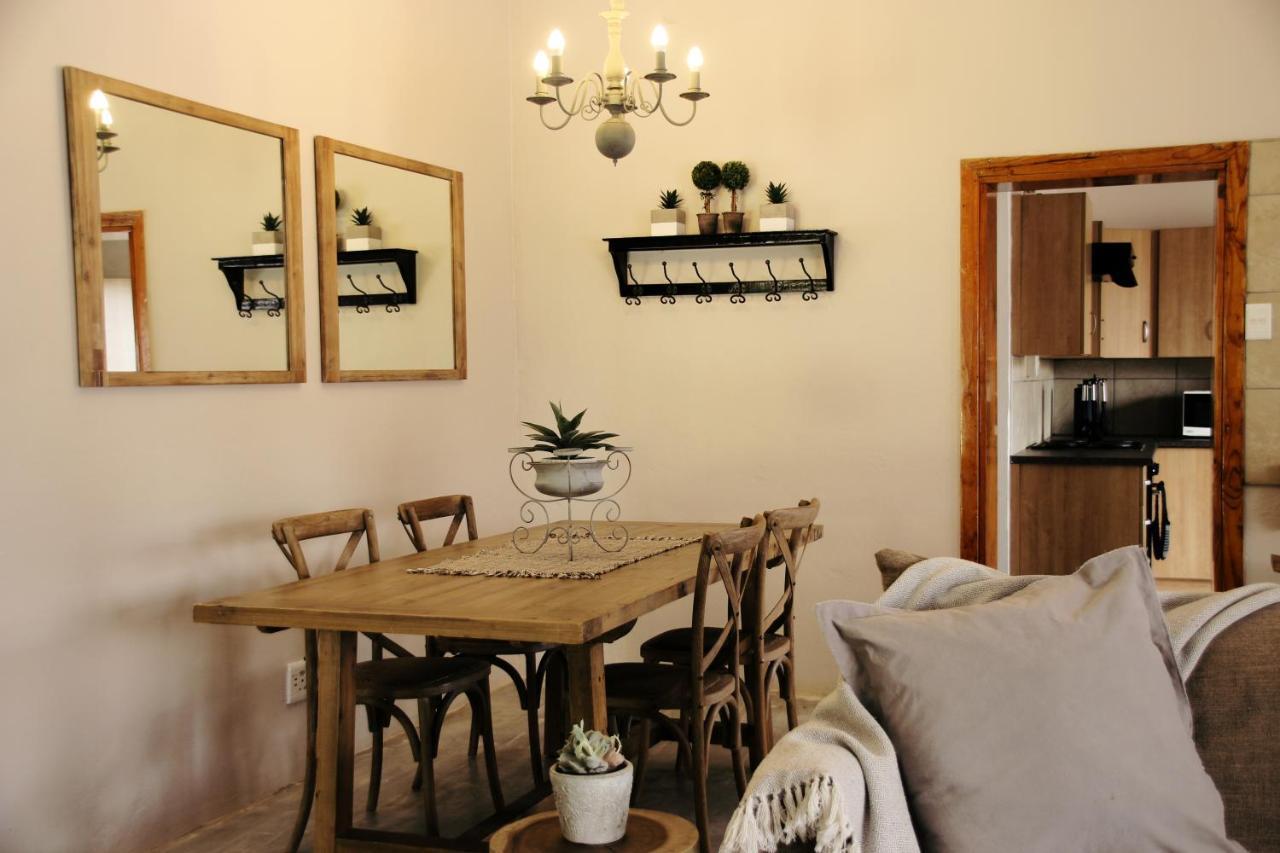 Modern Farm Apartment Lichtenburg ภายนอก รูปภาพ