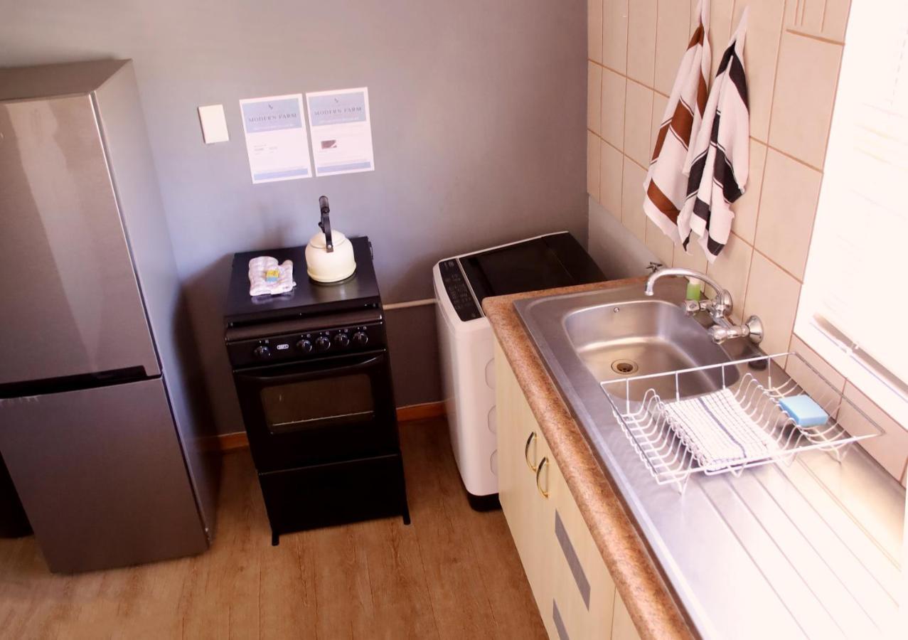 Modern Farm Apartment Lichtenburg ภายนอก รูปภาพ
