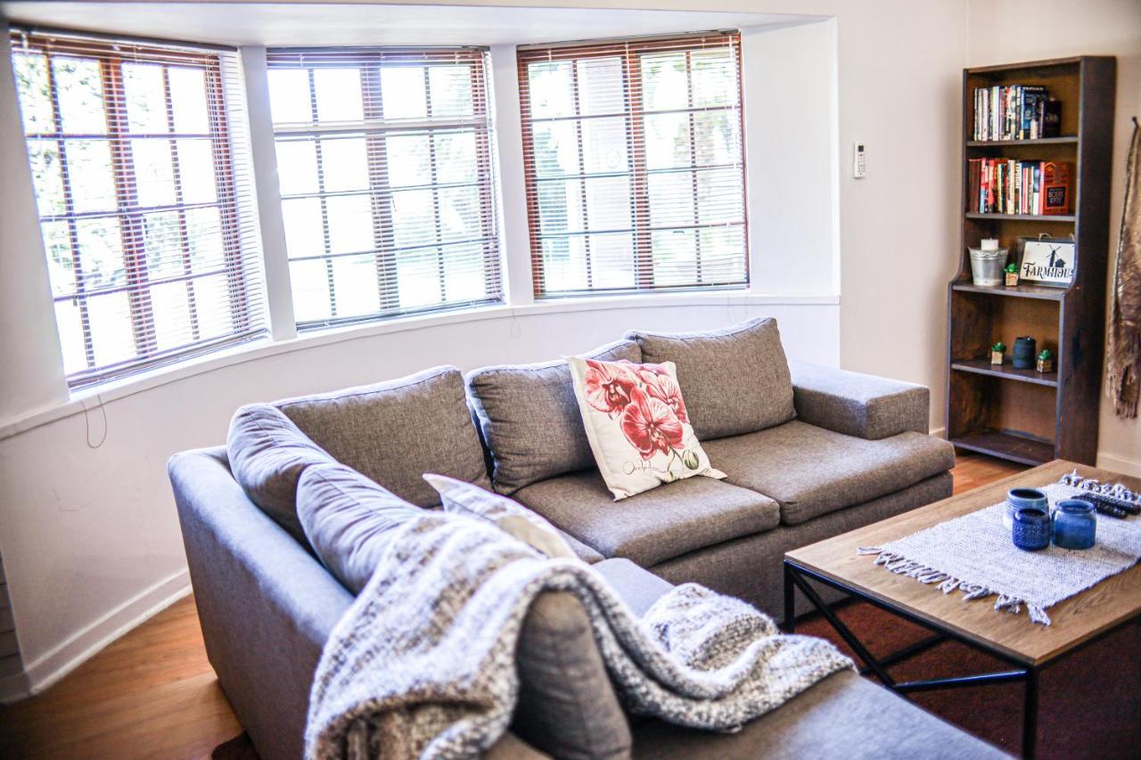 Modern Farm Apartment Lichtenburg ภายนอก รูปภาพ