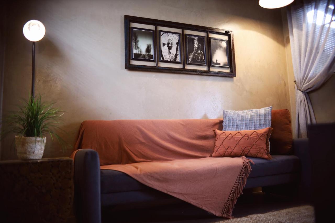 Modern Farm Apartment Lichtenburg ภายนอก รูปภาพ