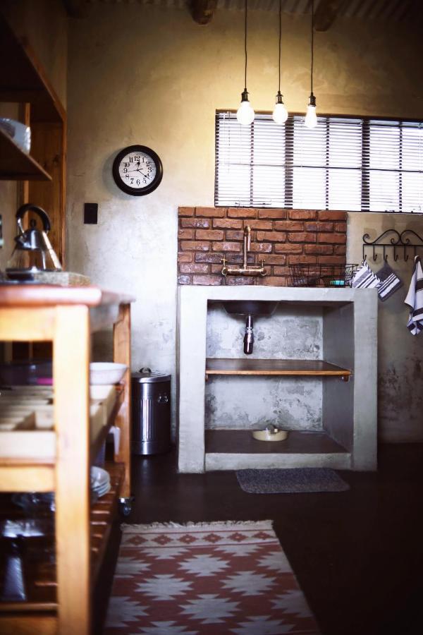 Modern Farm Apartment Lichtenburg ภายนอก รูปภาพ
