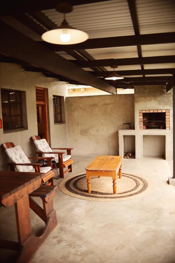 Modern Farm Apartment Lichtenburg ภายนอก รูปภาพ