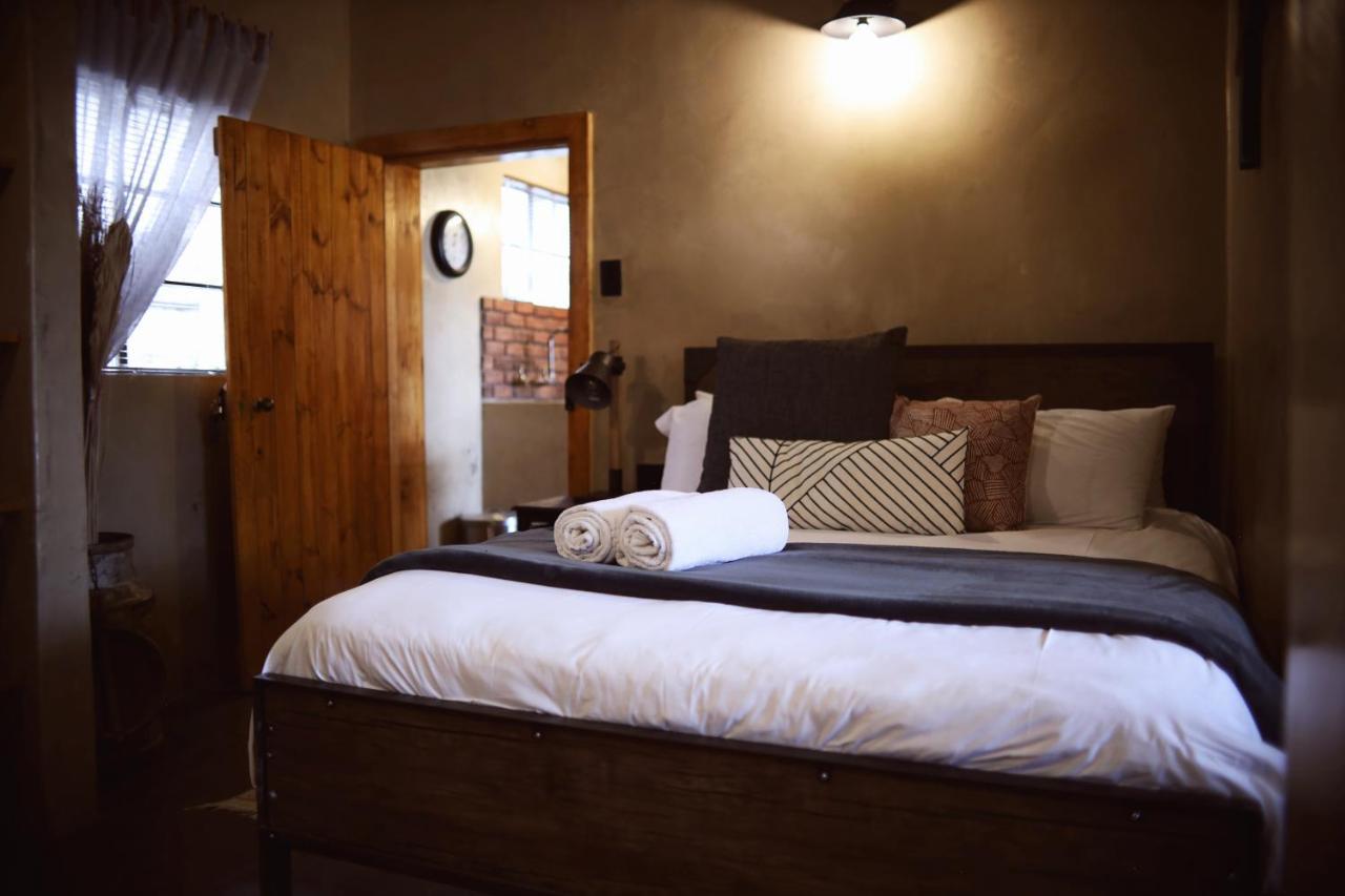 Modern Farm Apartment Lichtenburg ภายนอก รูปภาพ
