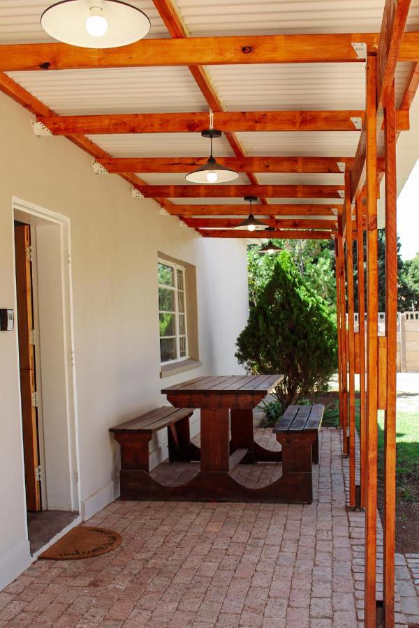 Modern Farm Apartment Lichtenburg ภายนอก รูปภาพ