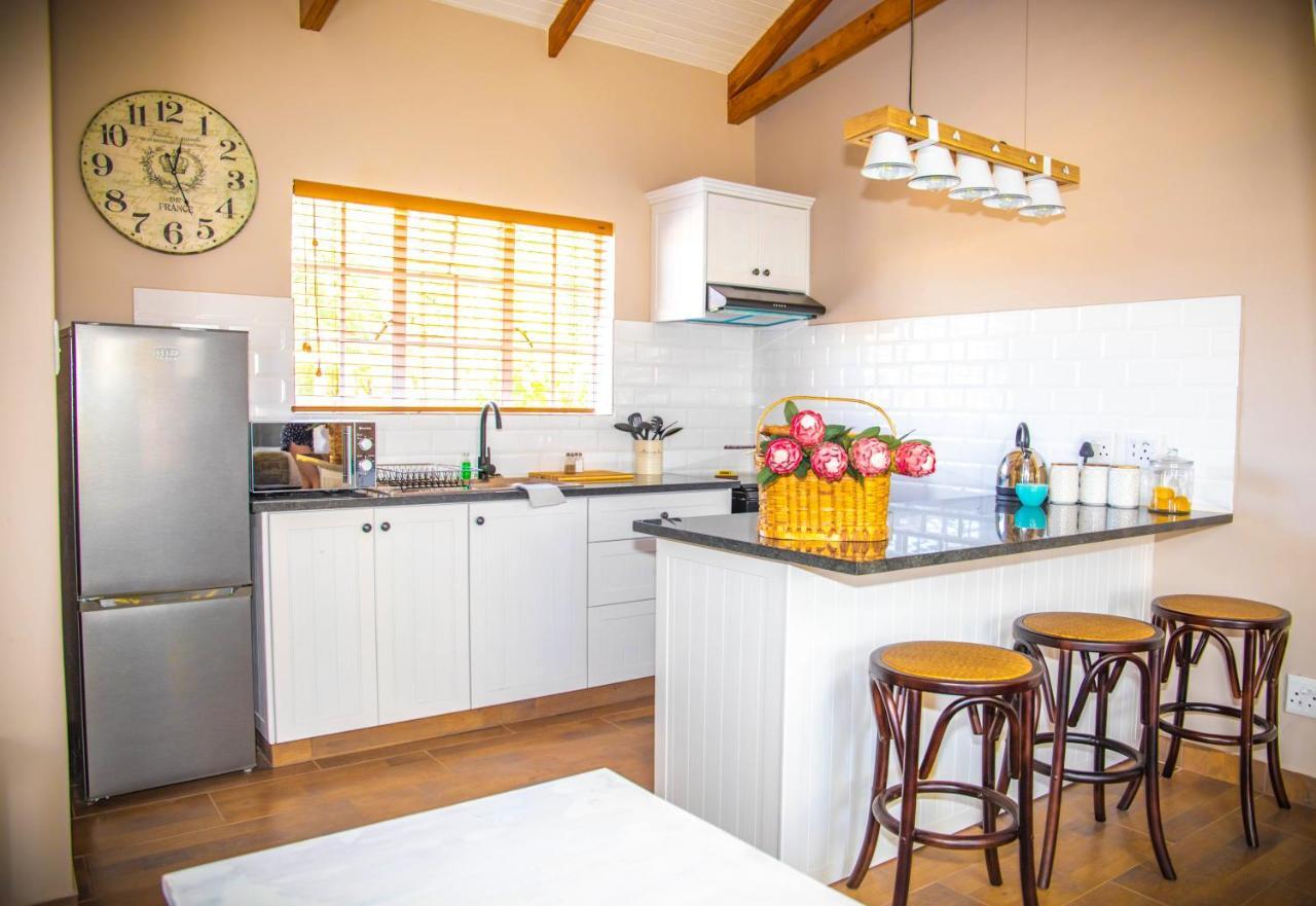 Modern Farm Apartment Lichtenburg ภายนอก รูปภาพ